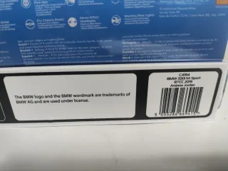 Scalextric BMW 330i M-Sport