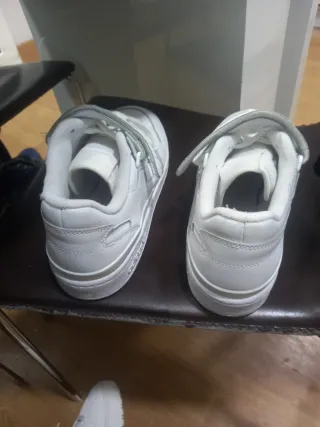 Tenis Adidas Blancos Talla 43.5