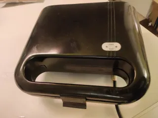 Sandwichera doble poco uso