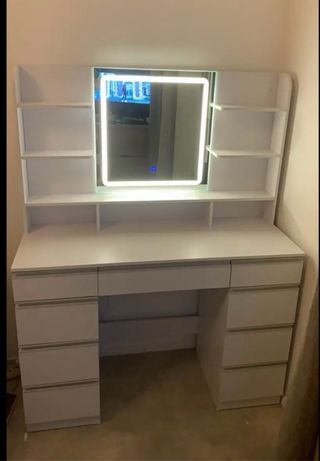 Tocador blanco con espejo LED Nuevo!!