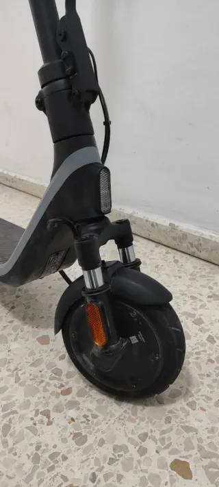 Patinete eléctrico Ninebot Kick scooter  E2 II