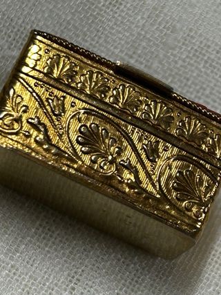 Cajita /Pastillero vintage dorado Micro mosaicos