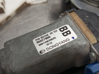 ELEVALUNAS DELANTERO DERECHO CHEVROLET CAPTIVA Z2