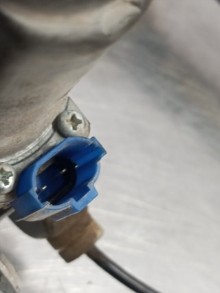 ELEVALUNAS DELANTERO DERECHO CHEVROLET CAPTIVA Z2