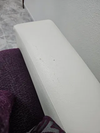 Sofá Chaiselongue Morado y Blanco