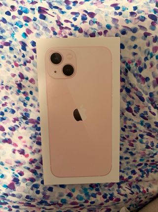 iPhone 13 Rosa 128GB 77% Batteria