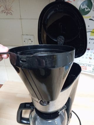 Cafetera Taurus Negra y Plateada