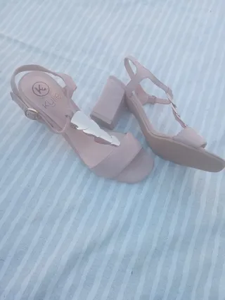 Sandalias tacón beige/rosa