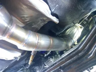 Línea de escape K03 03S k04 001