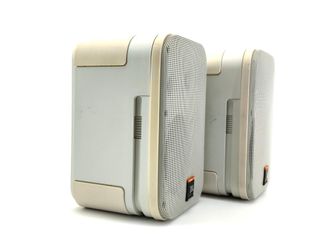 E1796225-0 Altavoces JBL Control 1 Pro