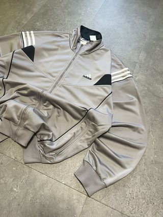 Chaqueta Adidas Vintage Gris y Negra