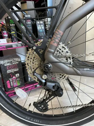 Ghost e-square Talla L