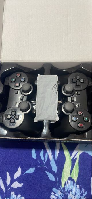 Consola de videojuegos negra con 10mil juegos inco