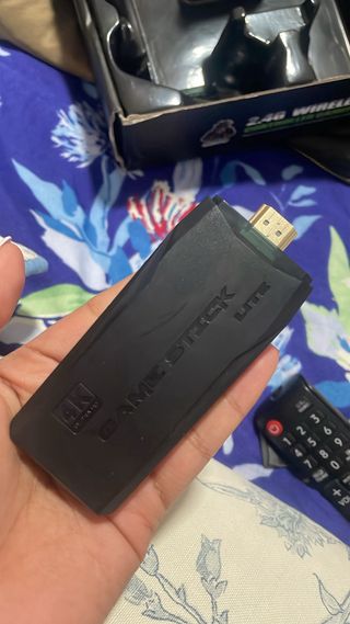 Consola de videojuegos negra con 10mil juegos inco