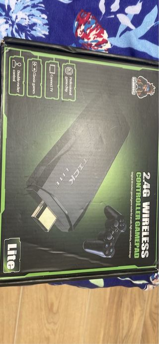 Consola de videojuegos negra con 10mil juegos inco