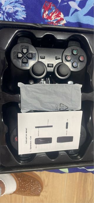 Consola de videojuegos negra con 10mil juegos inco