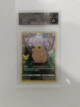 Carta Pokémon Pikachu 25th gradeada con error