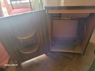 Máquina de coser Singer antigua