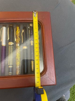 Elegante astuccio in legno per penne stilografiche