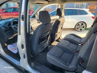 Ford Grand Tourneo Connect 1.5 TDCi 120cv Titanium