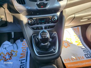 Ford Grand Tourneo Connect 1.5 TDCi 120cv Titanium