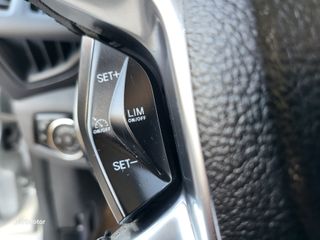 Ford Grand Tourneo Connect 1.5 TDCi 120cv Titanium