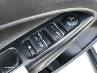 Ford Grand Tourneo Connect 1.5 TDCi 120cv Titanium