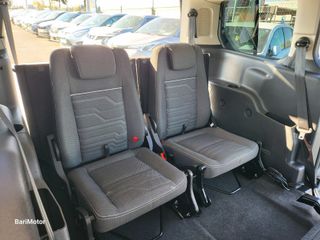 Ford Grand Tourneo Connect 1.5 TDCi 120cv Titanium