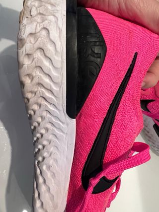 Zapatillas Nike Epic React Flyknit 2 Rosa Usadas