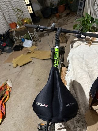 Bicicleta WST Poison 2022