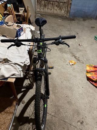 Bicicleta WST Poison 2022