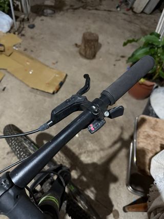 Bicicleta WST Poison 2022