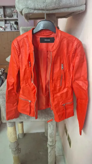 Giacca ecopelle rossa