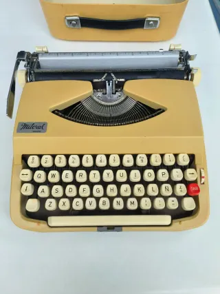 Máquina de escribir Mitral 1500 Vintage