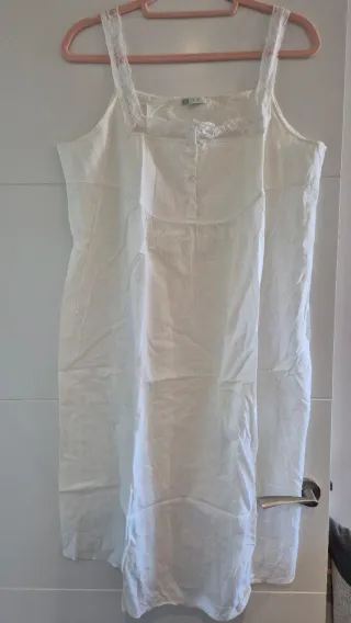 Camisón blanco con encaje