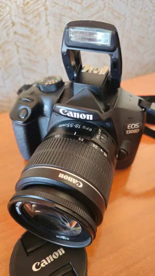 Cámara Canon 1300D + Bolso + Cargador