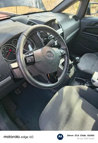 Opel Zafira 2010