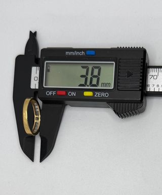 Anillo de oro de 18k circonitas, 2.81 g, T-15.