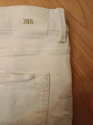 Pantaloncini jeans bianchi Zara
