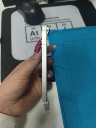 iPhone 12 mini para repuestos