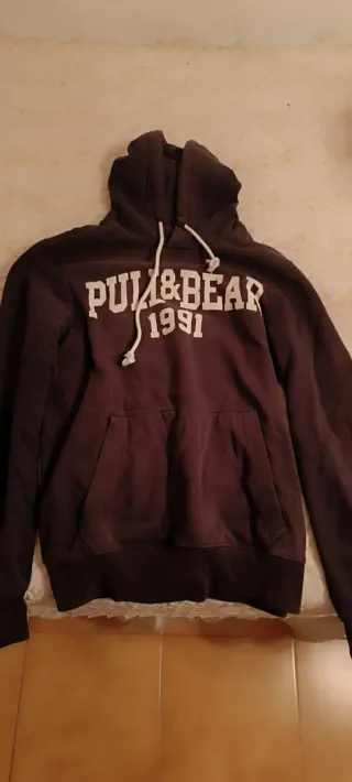 Camiseta Primark Blanca XS +Sudadera PullandBear S