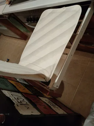 Tabla de planchar y cajón