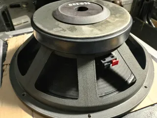 Altavoz DAS G 35 Usado