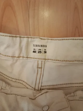 Pantaloni jeans bianchi