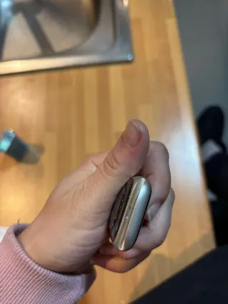 Apple Watch Serie 7 41mm Grigio/Argento. Con caricatore