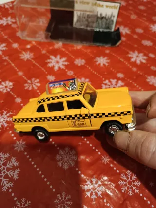 Coche réplica taxi New York