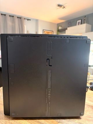 PlayStation 3 Slim 120GB Negra. Como Nueva