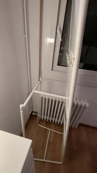 Espejo de pie Ikea con perchero perfecto estado