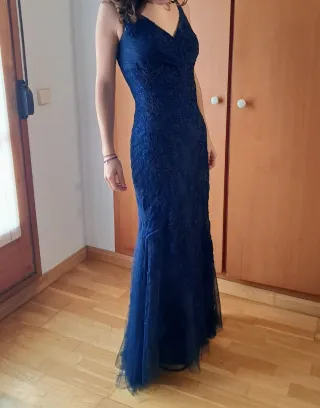 Vestido ceremonia o boda. Pronovias.  encaje azul