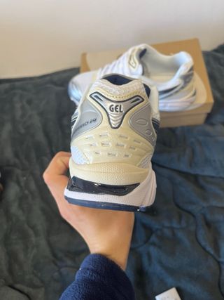 Asics Gel Kayano Plata/Blanco